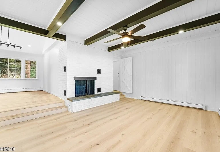 306 Warrenville Rd — Photo 11
