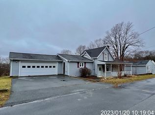 117 Slade St, Somerset, MA 02725