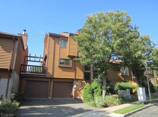 6 Homestead Way, Rockaway, NJ