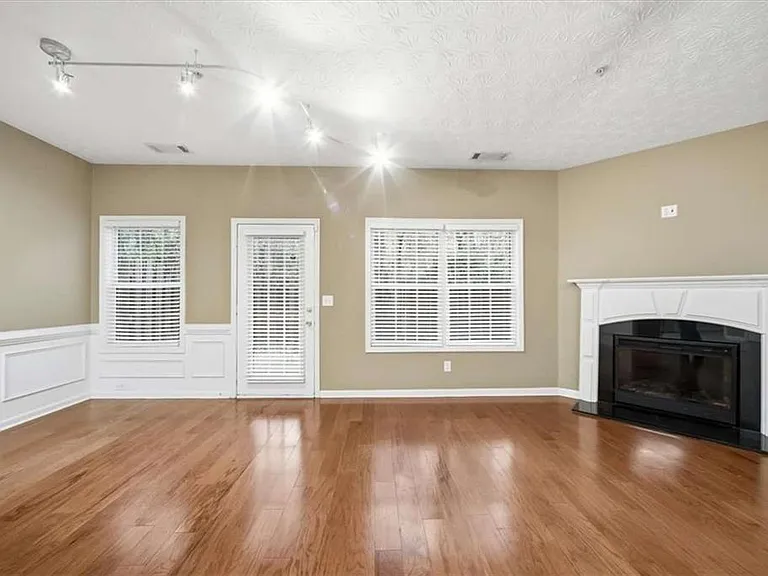 3834 Augustine Pl — Photo 14