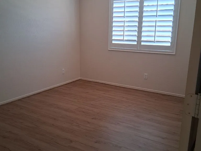 3882 W 27th Ln — Photo 28