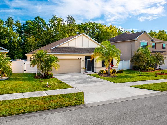 2nd image of 5331 NW Wisk Fern Circle