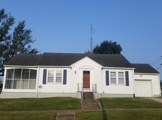 401 N Cherry St, Winslow, IN