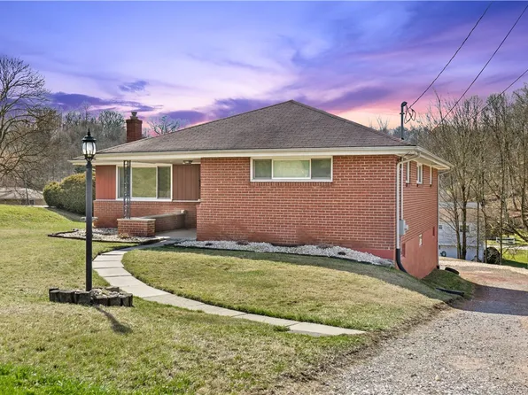 12420 Adams Dr, Irwin, PA 15642