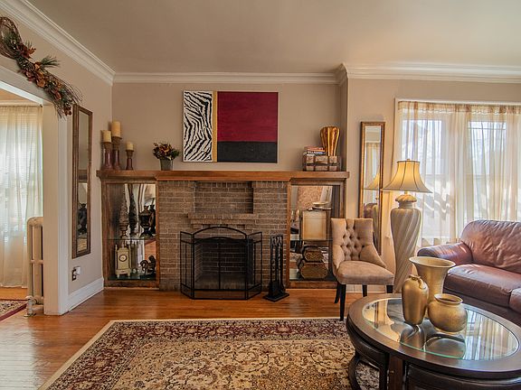 3rd image of 7741 S Chappel Ave