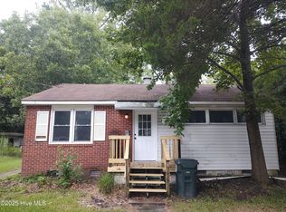 1201 Simmons Street, New Bern, NC 28560