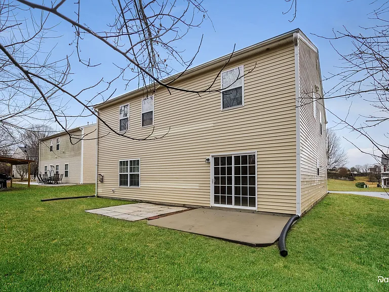 4645 Craver Woods Ct — Photo 15