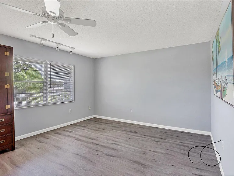 400 Base Ave E #223 — Photo 11