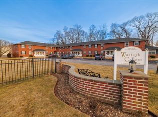 3662 Park Ave APT 1N, Wantagh, NY 11793