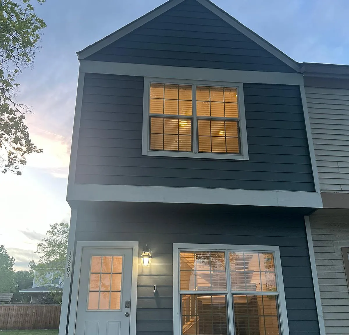 2 bed, 2.5 bath, 1112 sqft, $1,600 — Photo 1