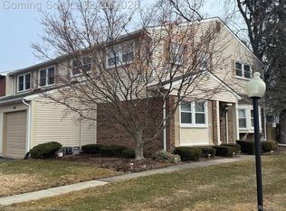 1804 Brentwood Dr #544, Troy, MI 48098