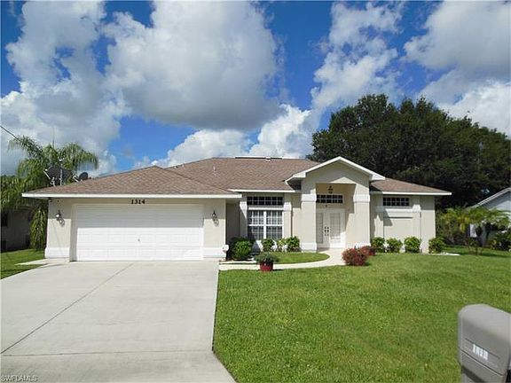 2nd image of 1314 SE 20th Ct