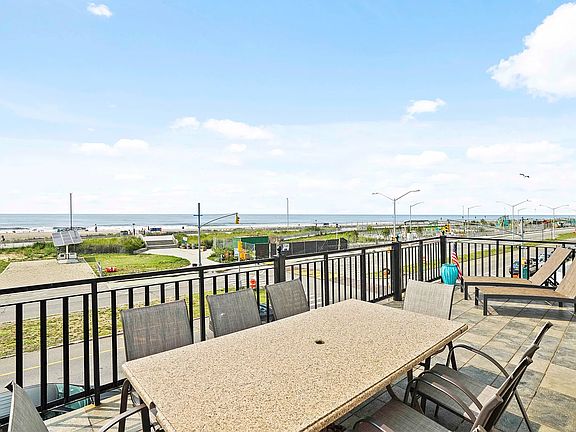 3rd image of 126 Beach 98 St