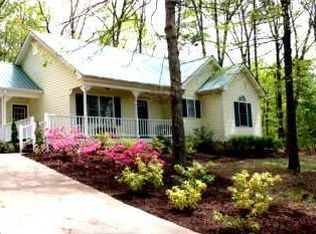 47 Forest Dr, Cleveland, GA 30528