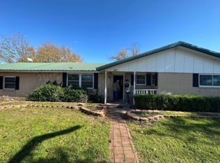 327 School House Rd, Paradise, TX 76073