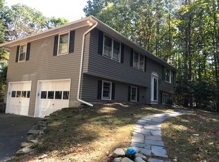 36 Woodridge Rd, Durham, NH 03824