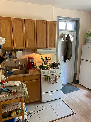 Rented by Bouklis Group | media 2