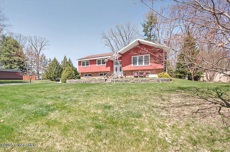 2nd image of 53 Harmon Road