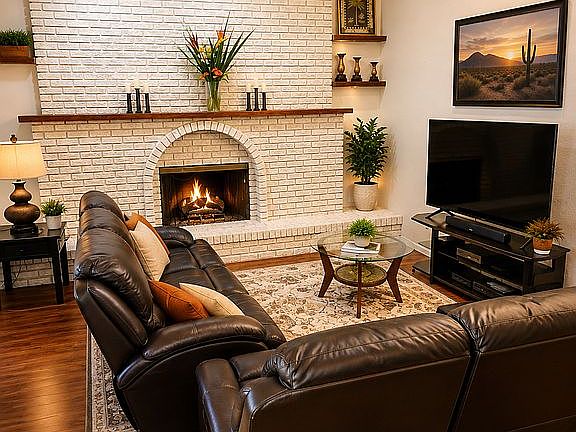3rd image of 2036 Canterbury Dr