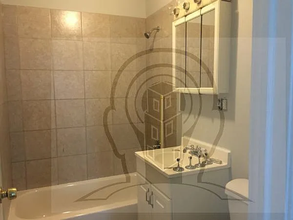 2 bed, 2.0 bath, 600 sqft, $2,000 — Photo 4