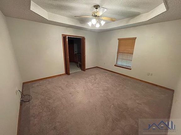 5th image of 4 Fernwood Dr