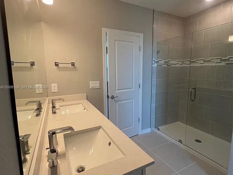 12222 SW Myrtle Oak Dr — Photo 14