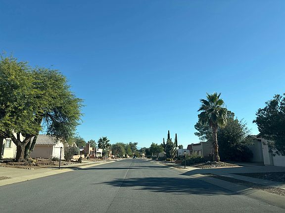 4th image of 42 W Calle Manantial Kent