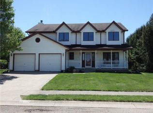 1907 Carlyle Dr, Piqua, OH 45356