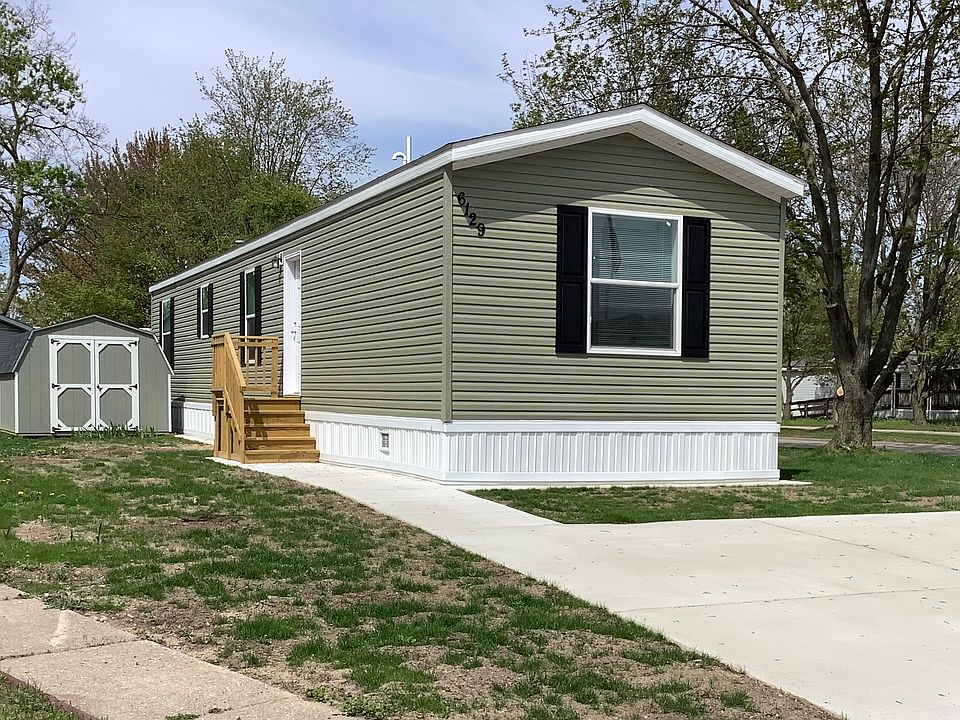 1st image of 6129 Kran Ave SE #117