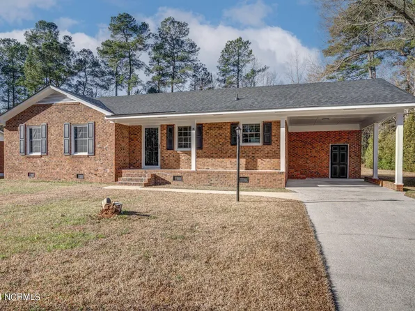 4717 Lakeview Road, Elm City, NC 27822