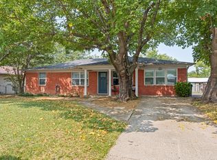 1009 Zelda Dr, Hurst, TX 76053