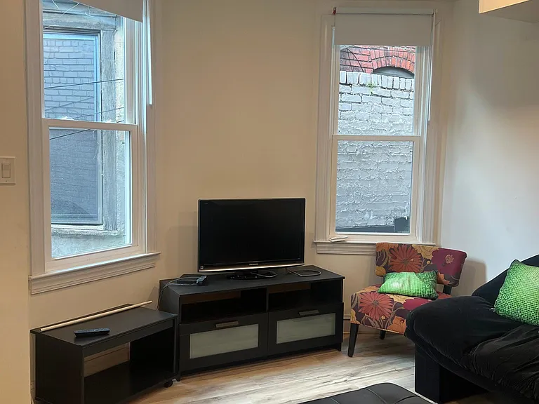 Level 2
Living area