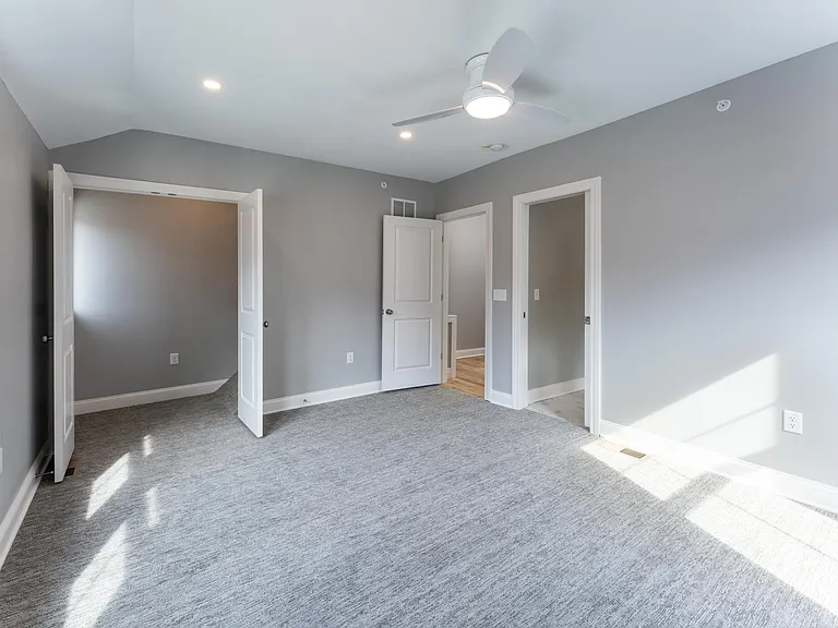 Plaza Townhomes — Photo 11