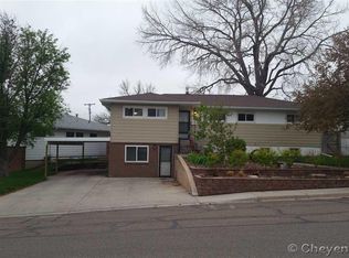 2627 E 18th St, Cheyenne, WY 82001