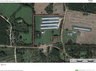 1894 Harperville Rd, Forest, MS 39074