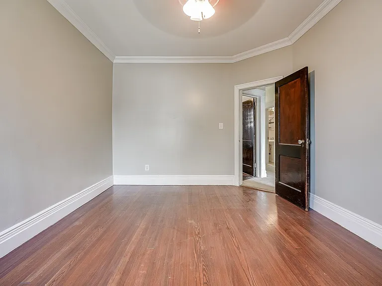 149 Beach St #2 — Photo 14
