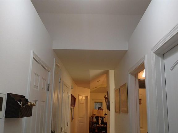 4th image of 5877 Bilek Dr
