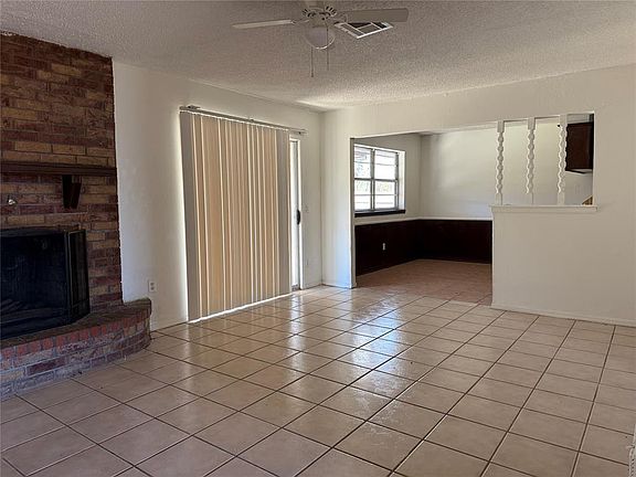 3rd image of 109 S Patterson Dr