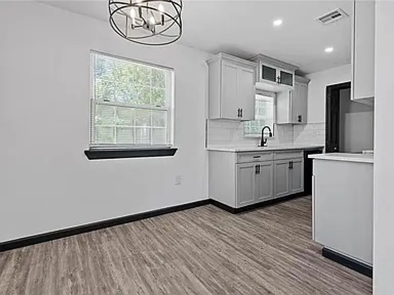 3205 NW 14th St — Photo 4