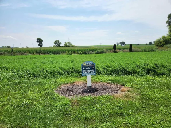 856 Valley Road #14, Dane, WI 53529