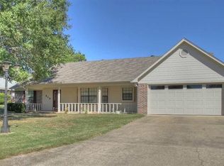 213 Ridgecrest St, New Boston, TX 75570