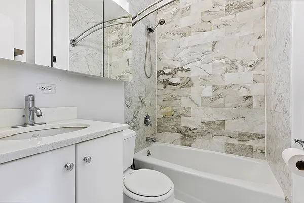 Rented by Dalan Rentals | media 20