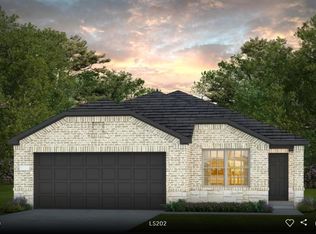 1030 S Oakhurst Dr, Dayton, TX 77535