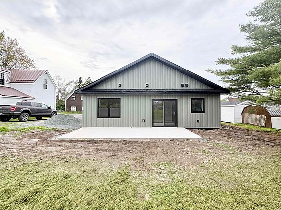 4th image of 1921 Rundles Ln