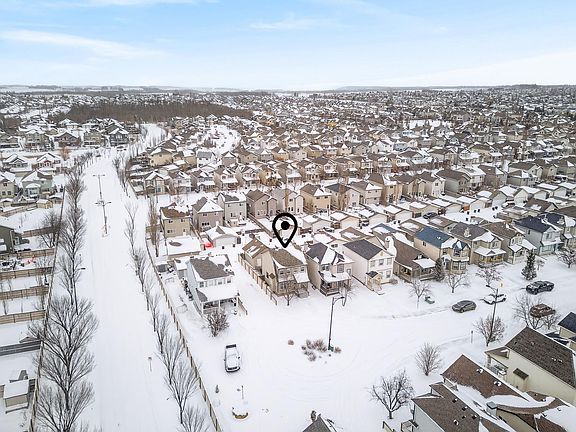 4th image of 67 Summerfield Point E