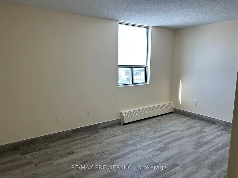 45 Sunrise Ave #511 — Photo 16