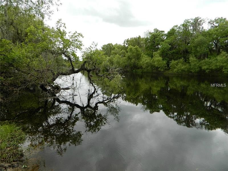 2nd image of 5302 NE River Bend Rd