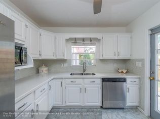829 SW 10th Ter, Fort Lauderdale, FL 33315