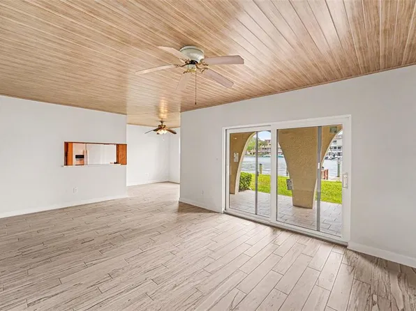546 PLAZA SEVILLE COURT #85, TREASURE ISLAND, FL 33706