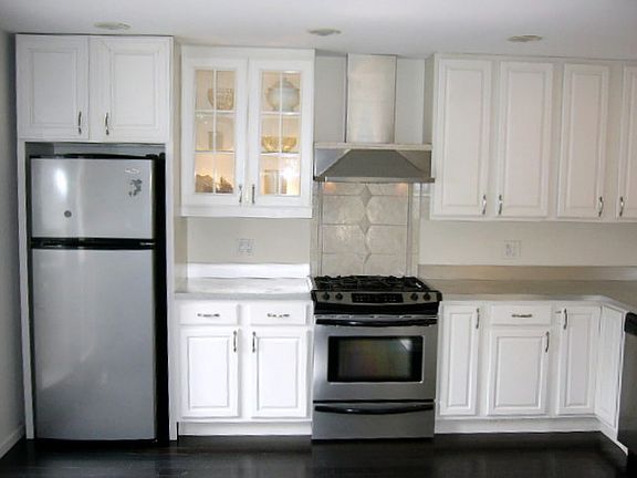 4th image of 1143 Terrace Dr
